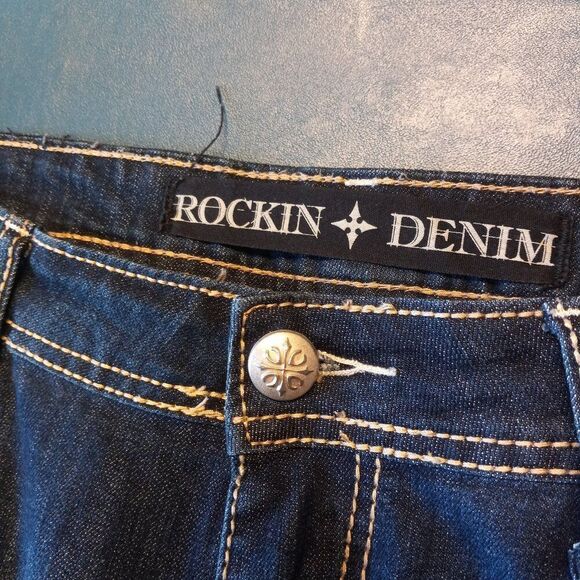 Rocking Denim Womens 16 Distressed Embroidered & Fancy Buttoned Pockets - Picture 2 of 11